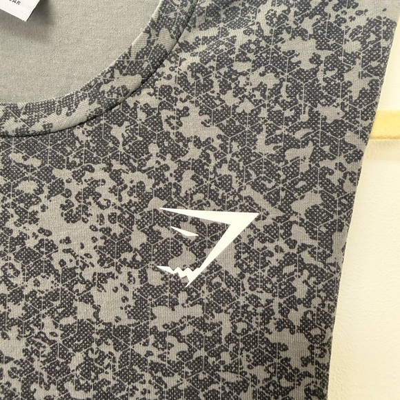Gymshark Critical 2.0 Drop Arm in Charcoal Print Patterned Muscle Tank Size M - Picture 11 of 14